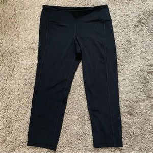 Old navy | cropped athletic leggings size small